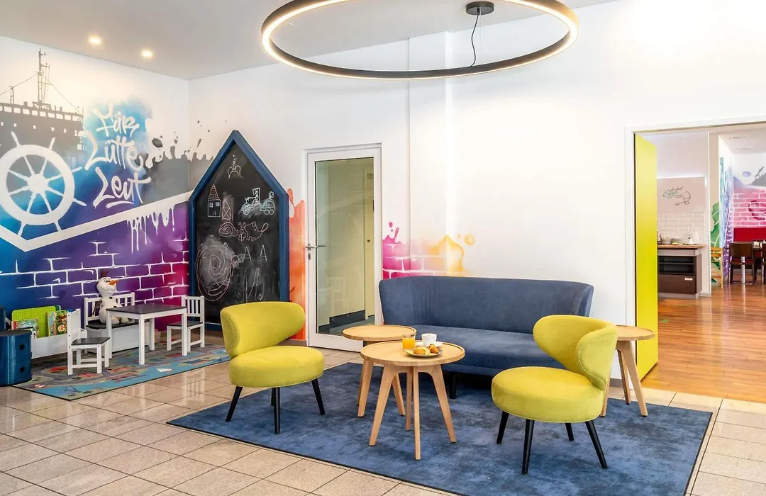 Ibis Styles Hamburg Alster City-1